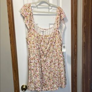 Torrid Ruffled Orange and Cream Floral Sleeveless Blouse Size 5 NWT
